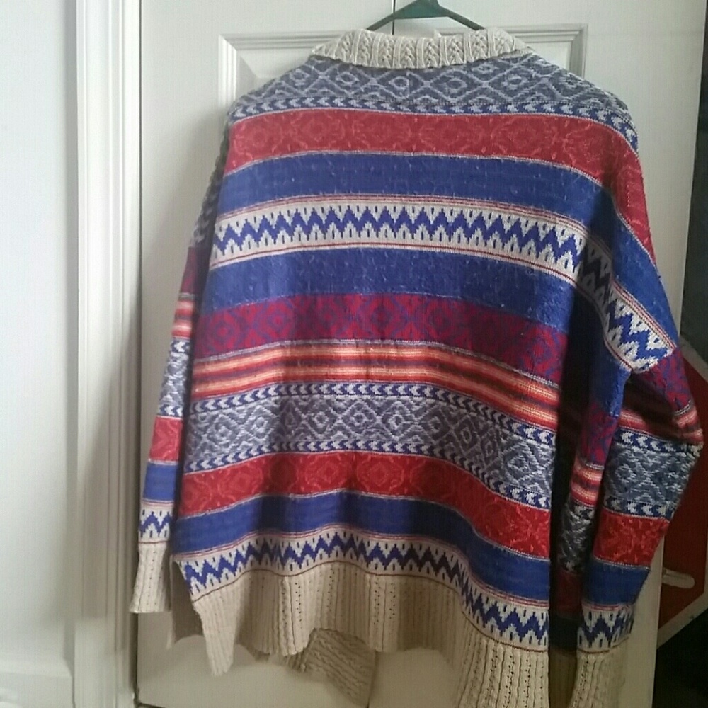 <gorgeous aztec tunic>> - Picture 3 of 4